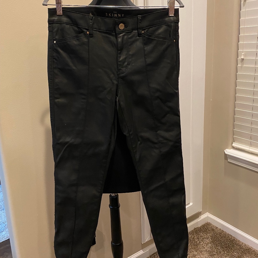 WHBM Skinny Ankle Zip Mid-Rise Pants